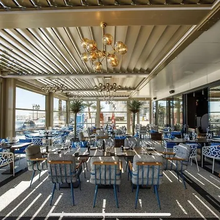 Bright Tomis Promenada 아파트 Năvodari